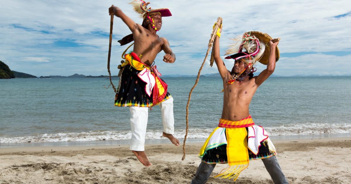 Pesta Rakyat Menyemarakkan Ktt Asean Budaya Lokal Dan Umkm Jadi