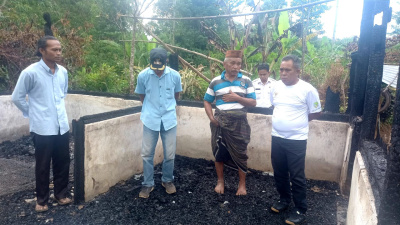 Bupati Mabar Kunjungi Korban Musibah Kebakaran di Kampung Ndole