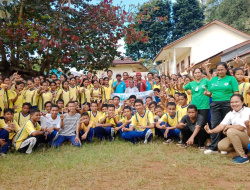 132 Pelajar SMPK Mutiara Rekas Ikut Penyuluhan Kesehatan Cegah Stunting