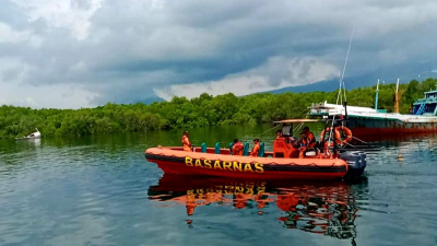 18 Personil Basarnas Maumere Siaga SAR Khusus Prosesi Semana Santa