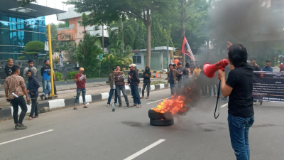 Diduga Lakukan Investasi Bodong, Demonstran Desak Cabut Izin Usaha PT. KPF