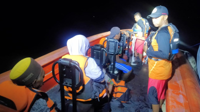 5 Penumpang Perahu Patah Kemudi  Ditemukan Selamat