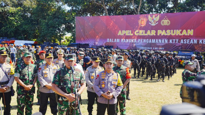 Apel Gelar Pasukan Gabungan TNI-Polri di Lapangan SMAK Loyola Labuan Bajo