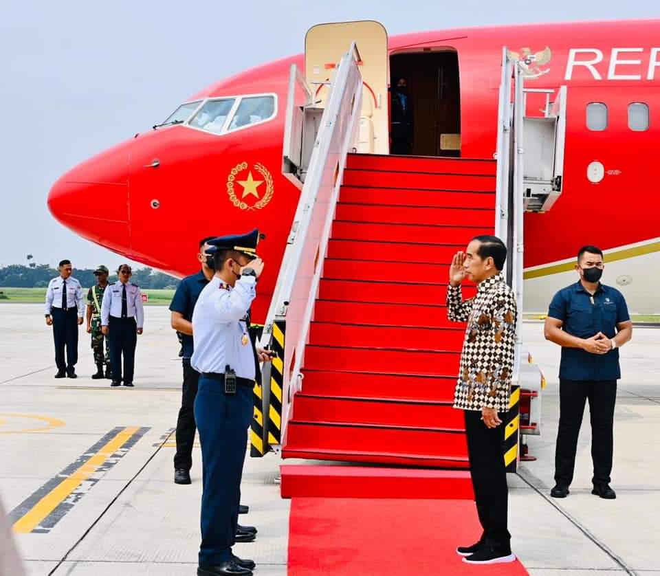 Presiden Joko Widodo Bertolak ke Labuan Bajo