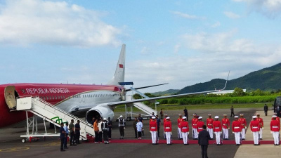 Pangdam Udayana Sambut Presiden RI di Bandara Komodo