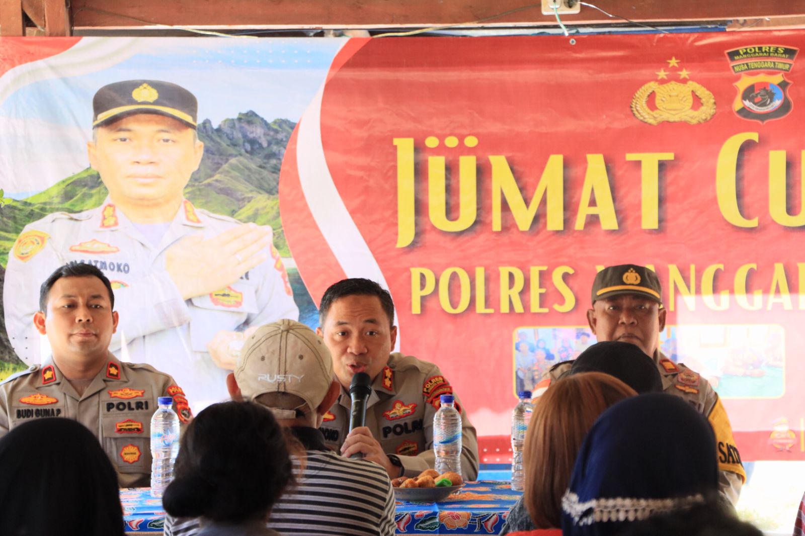 Curhat ke Kapolres Mabar, Pedagang Keluhkan Pengelolaan Pasar Baru