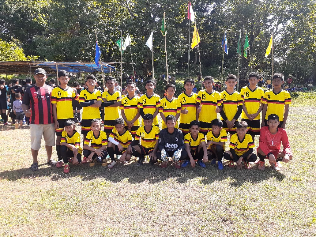 Laskar Puncak SMPN 2 Mbeliling Cukur SMPN 1 Mbeliling 4-1