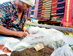 Tembakau Petani Lempe di Pasar Rekas, Belanja sedikit Dapat Lebih Banyak