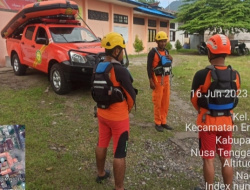 Remaja 11 Tahun Terseret Ombak Pantai Waebela