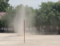 “Puting Beliung” Meriahkan HUT ke-78 RI Tingkat SMK Stella Maris