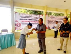 Siswi SMAN 1 Komodo Juara 1 Lomba Pidato HIV/AIDS KPA Mabar