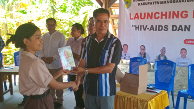 KPA Mabar Launching Buku HIV-AIDS