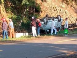 Pulang Antar Jenazah, Mobil Ambulance Terbalik