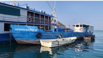 Kapal Pengangkut Air Bantuan dari Pemerintah Pusat Tak Beroperasi, Warga Kepulauan di Mabar Kesulitan Air Minum Bersih