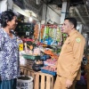 Kadis Perindag Sidak Pasar, Pastikan Harga dan Stok Bahan Pokok Stabil Jelang Hari Raya