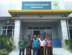 Perjuangan Warga Watu Manggar Demi Listrik yang Tak Kunjung Datang