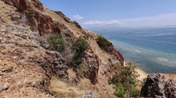 Nama Haji Idris Disebut dalam Dugaan Tambang Emas Ilegal di Pulau Sebayur, Material Disebut Disimpan di Labuan Bajo