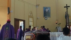 Selamat Jalan, Sang Gembala : Penghormatan Terakhir untuk Pater Marsel Agot, SVD