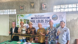 Desa Wisata Seribu Air Terjun Luncurkan Buku Wae Lolos 2045